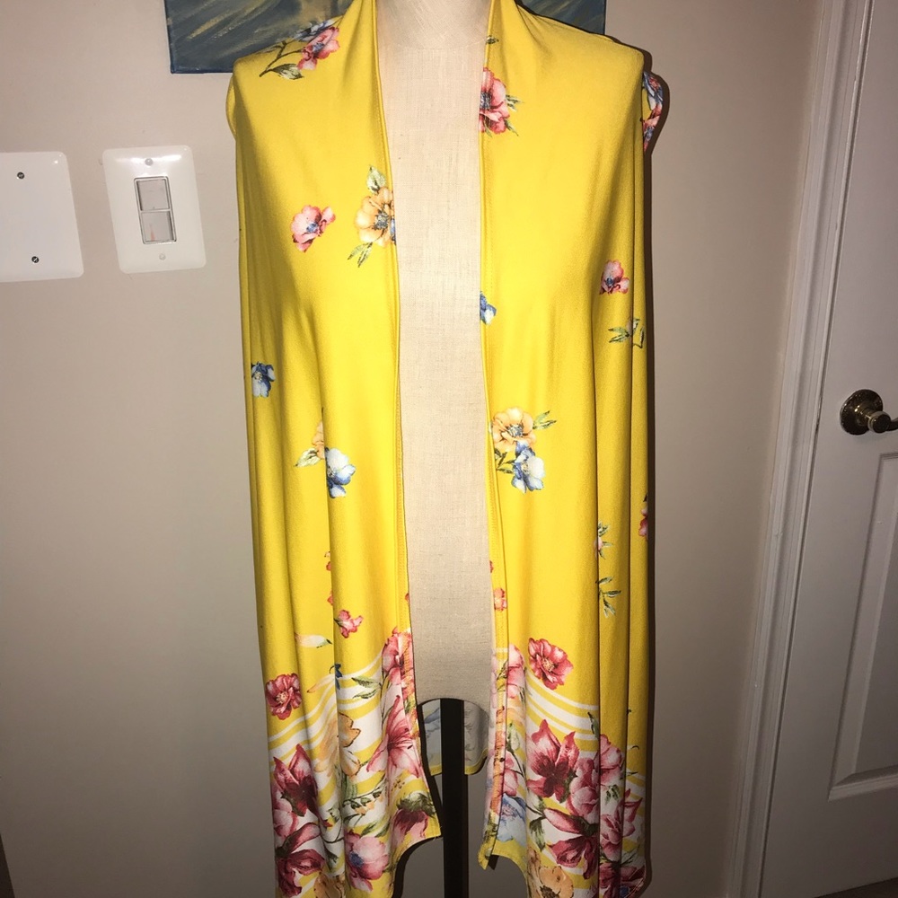 NWOT Now N Forever tank jacket